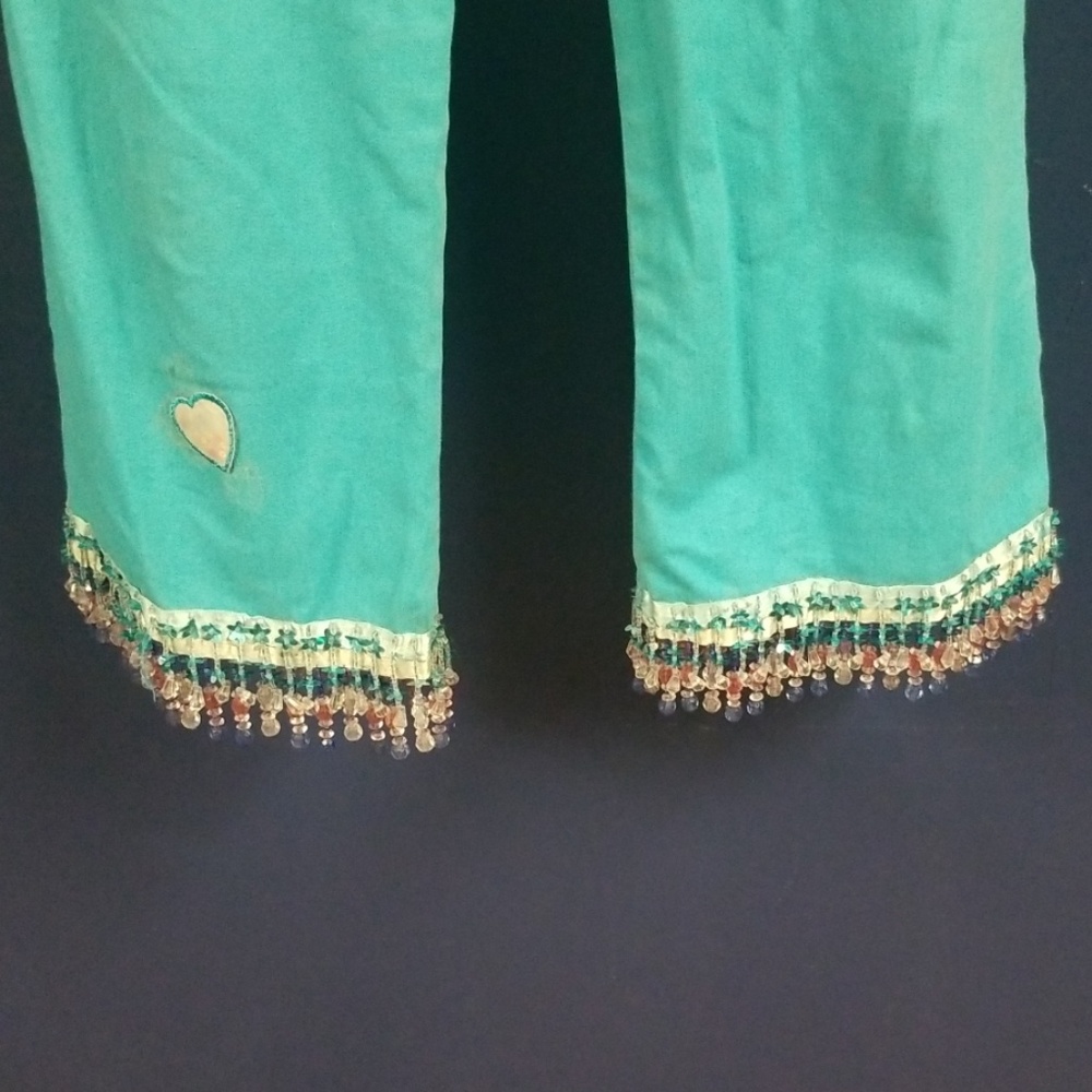 Capris - Picture 5 of 8